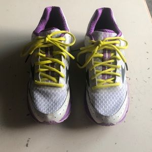 Like new Mizuno Wave Rider 17